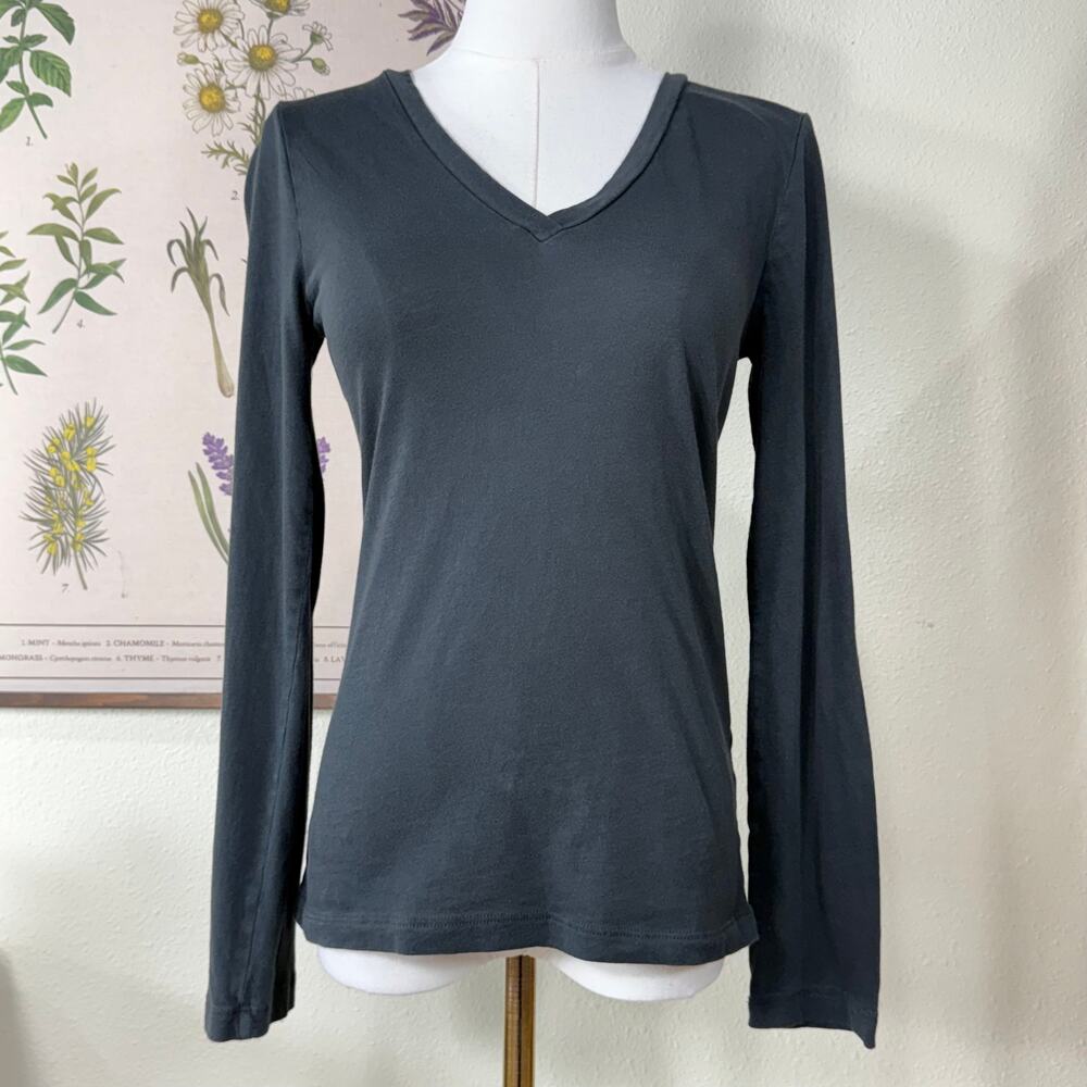 J Crew Gray V Neck Cotton LS Top Bella Swan Y2k Madison Beer Gloomy Coquette M